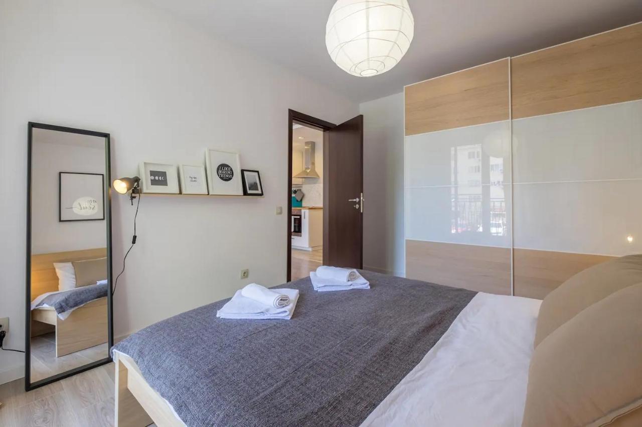 Quiet & Airy Modern Apt. Top Centre Free Parking صوفيا المظهر الخارجي الصورة