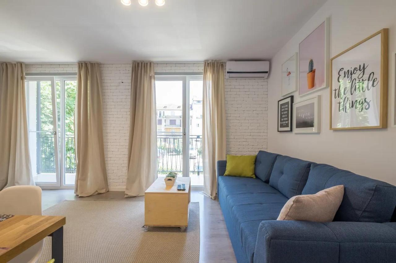 Quiet & Airy Modern Apt. Top Centre Free Parking صوفيا المظهر الخارجي الصورة