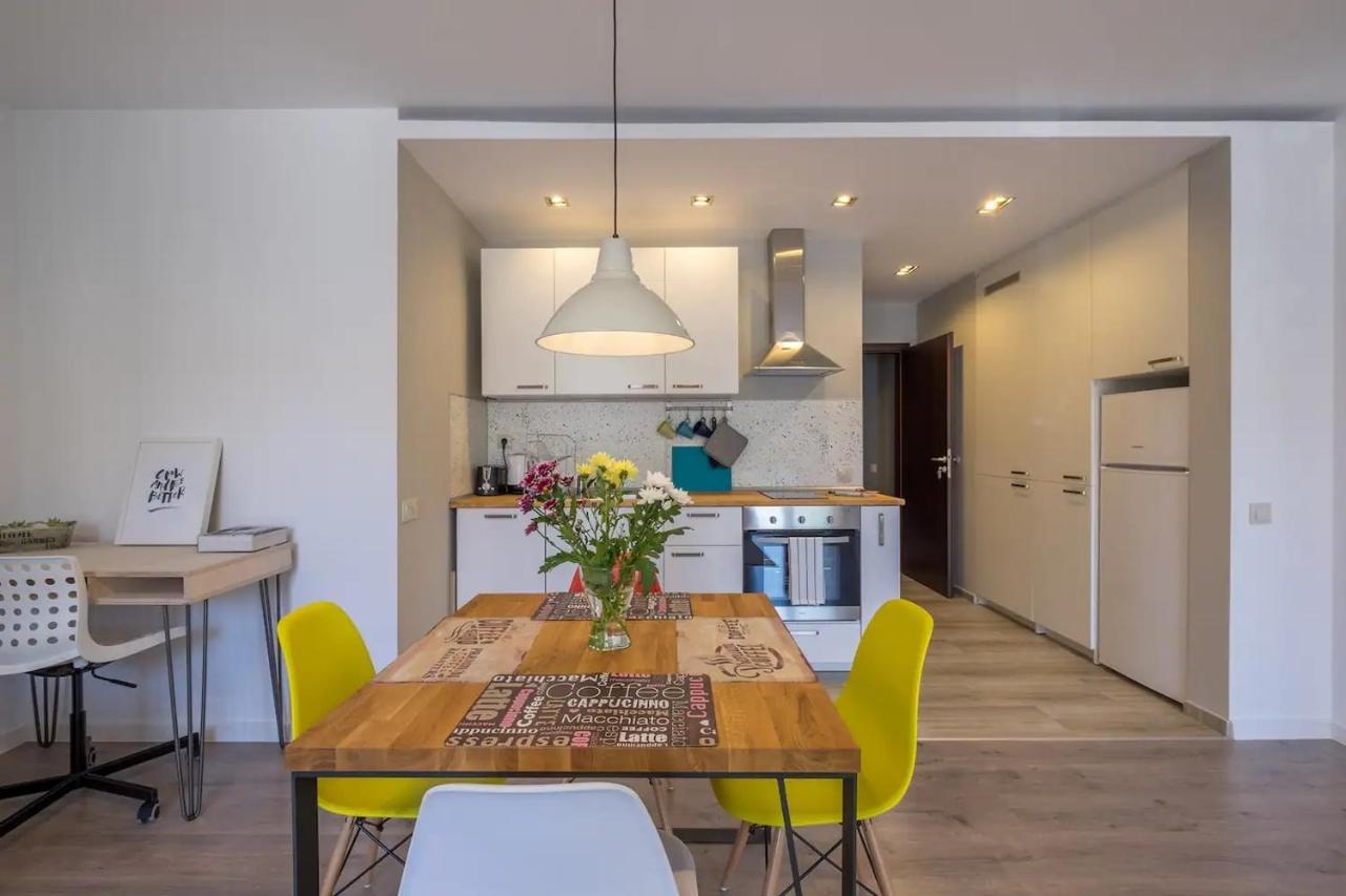 Quiet & Airy Modern Apt. Top Centre Free Parking صوفيا المظهر الخارجي الصورة